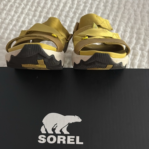 Sorel Dioxide Gold Kinetic Impact Sandals - Picture 5 of 8